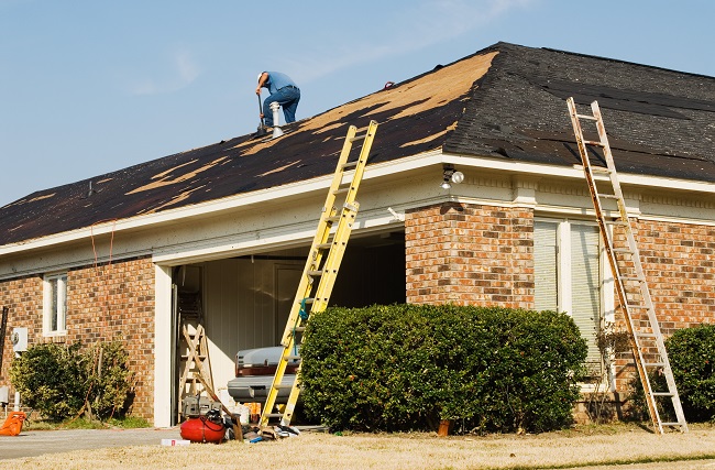 Is It Time to Call in the Roofing Reconstruction Specialists?